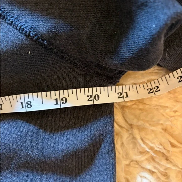 Perfectly faded soft black raglan vintage sweatshirt - Picture 4 of 4